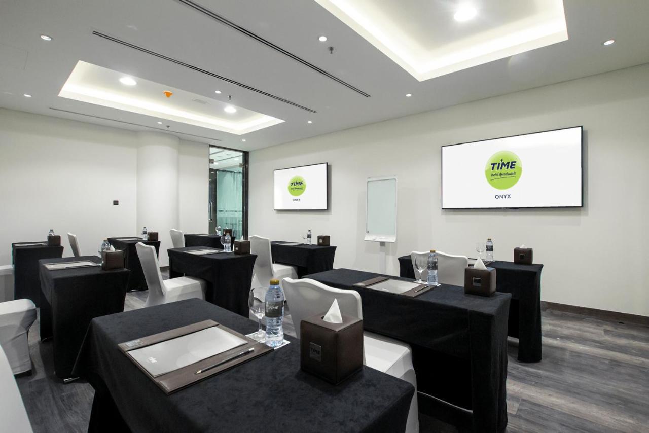Time Onyx Hotel Apartments ドバイ エクステリア 写真